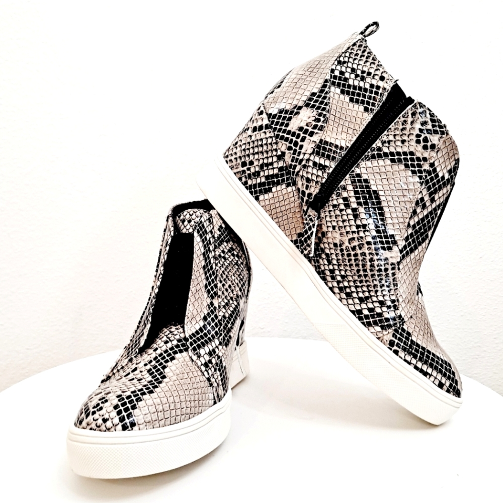 MIA wedge hidden heel sneakers ankle booties - Picture 11 of 17